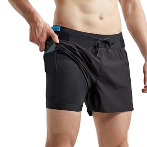 男士夏季轻质透气跑步短裤两件套，四向弹力速干黑色运动健身服 - Product Image 1