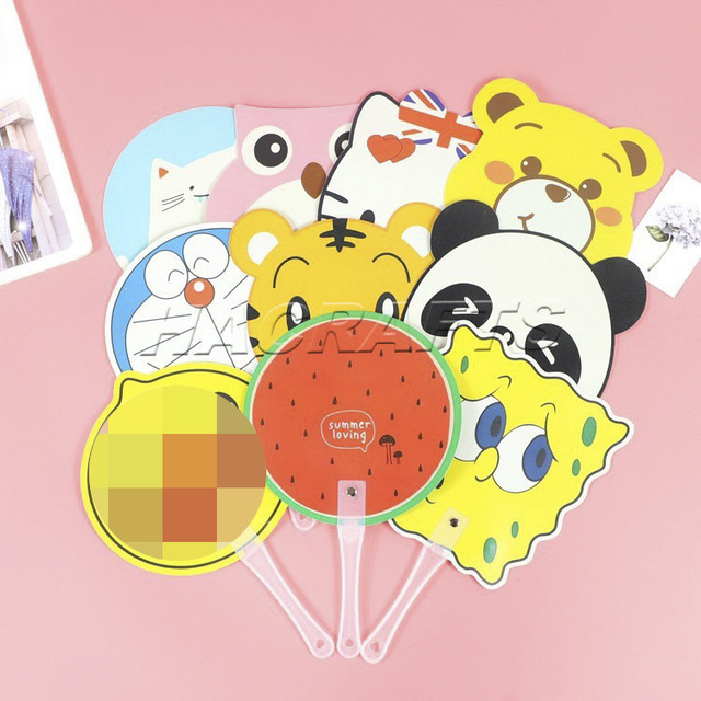 Factory Wholesale Plastic Fans Customized Logo Printed Advertising Plastic PP Hand Fans Personalized Mini Fan