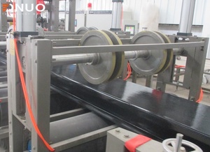 Ligne de production de panneaux de toiture en fibre de verre monocouche, de canaux d'eau et de gouttières en composite FRP - Product Image 6