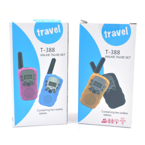 <span class=keywords><strong>Set</strong></span> di 2 Mini Walkie Talkie con Portata di 3 Miglia, Radio Elettronica LCD con Torcia, Regalo per Bambini per Attività all'Aperto - Product Image 6