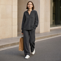 Ensemble de détente luxueux en maille de laine mélangée, haut polo à manches longues, pantalon large à revers côtelés, tenue décontractée et vêtements de nuit SOFT16