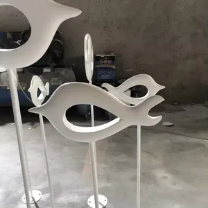 Einzigartige abstrakte Skulptur Hochzeitsdekoration weiße Fischform modern nordisch elegant weiß Heimdekoration