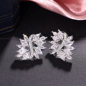 Orecchini a Perno Geometrici Marquise per Donne, Accessori per Orecchie per Matrimoni e Uso Quotidiano - Product Image 6