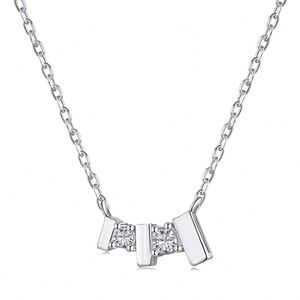 Collar Dylam 5a Stone S925 de Plata con Colgante Pequeño y Delicado, Chapado en Oro, Irregular, para Mujeres, Adolescentes y Niñas - Product Image 1