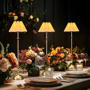 <span class=keywords><strong>Lampada</strong></span> <span class=keywords><strong>da</strong></span> <span class=keywords><strong>Tavolo</strong></span> Ricaricabile Senza Fili Stile Europeo 23 Pollici per Ristoranti Hotel Matrimoni - Product Image 1