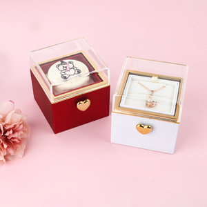 Caja <span class=keywords><strong>de</strong></span> Anillo Giratoria Cuadrada con Estampado para Regalos <span class=keywords><strong>de</strong></span> San Valentín, Bodas, Cumpleaños, Novio/Novia, Empaque <span class=keywords><strong>de</strong></span> Joyería - Product Image 2