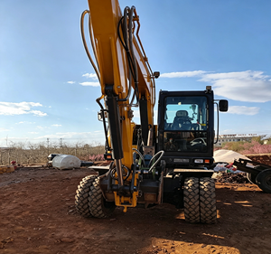 Excavadora XE85WG de Alto Rendimiento en Oferta, Máquina de Movimiento de Tierras con Ruedas, Potente y Confiable - Product Image 1