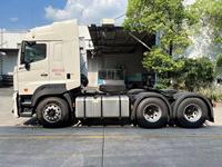 2025 nouveau HINO 700 6x4 tracteur camion Euro 6 560HP 14L Diesel tracteur remorque tête camion