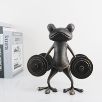Sculpture amusante de grenouille haltérophile, art métallique fait main, finition bronze antique, design moderne et luxueux, accessoires de bureau pour la maison