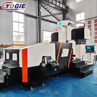Fraiseuse CNC à portique verticale GMC6035 robuste et de haute précision, à 3/4 axes, avec broche conique BT50 et table mobile pour le fraisage de métaux
