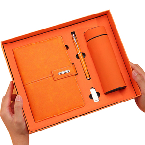 Vente en gros de cahiers de papeterie en cuir A5 Journal de luxe Journal d'entreprise avec stylo boîte-cadeau - Product Image 1