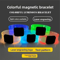 Bracelet LED personnalisé avec logo, bracelet lumineux pour les événements festifs du Nouvel An, concerts, soirées musicales, fournitures pour fêtes, bracelet lumineux