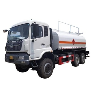 Dongfeng 6x6 15CBM Camión <span class=keywords><strong>cisterna</strong></span> 10 Ton Tracción en todas las ruedas Camión <span class=keywords><strong>de</strong></span> transporte <span class=keywords><strong>de</strong></span> combustible Camion <span class=keywords><strong>Cisterna</strong></span> 6x6 <span class=keywords><strong>De</strong></span> 10 Toneladas - Product Image 1
