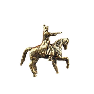 Dingtong Brass - Genghis Khan, il grande della sua era, Temujin, ornamenti per tavolo da tè e <span class=keywords><strong>caffè</strong></span>, a cavallo - Product Image 1