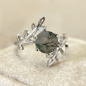 แหวนทองเหลืองประดับพลอยมอสอาเกตชุบทอง 18K งานฝีมือสวยงามคลาสสิก ดีไซน์ใหม่ เหมาะสำหรับงานปาร์ตี้ สำหรับผู้หญิง - Product Image 1