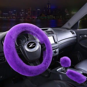 Housse de <span class=keywords><strong>volant</strong></span> en fausse <span class=keywords><strong>fourrure</strong></span> de lapin de luxe confortable en gros - Product Image 3