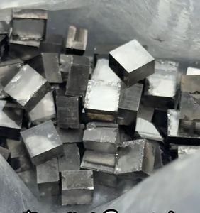 เพชรที่เพาะเลี้ยงในห้องปฏิบัติการ; เพชร CVD แบบดิบ; เพชรดิบสำหรับงานเครื่องประดับ; เพชรดิบสำหรับใช้ในงานเครื่องประดับ; ผลผลิตที่คาดหวัง 4 กะรัต - Product Image 4