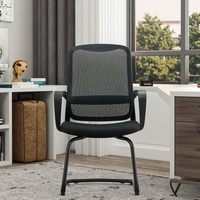 Chaise ergonomique noire à dossier en maille, à prix abordable, avec accoudoirs réglables, revêtement en poudre moderne, empilable, pour visiteurs VIP, bureau à domicile