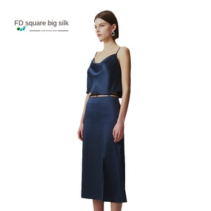 Satin de <span class=keywords><strong>Paris</strong></span> 100% Soie de Mûrier Tissu Haut de Gamme Certifié Oeko-<span class=keywords><strong>Tex</strong></span> Respirant Brillant pour Robes Décontractées et Voitures - Product Image 5