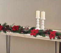 Guirnalda Navideña Artificial Ecológica de 6 Pies para Interiores, Personalizada de Fábrica, con Flores, Bayas, Piñas y Adornos Modernos para Montar en la Pared del Hogar