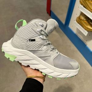 รองเท้าเดินป่า HOKAS สำหรับฤดูใบไม้ร่วง/ฤดูหนาว ผลิตจากคาร์บอนไฟเบอร์ สำหรับกิจกรรมกลางแจ้ง กันน้ำ ระบายอากาศได้ดี ป้องกันการลื่น พร้อมคุณสมบัติรองรับอุ้งเท้า - Product Image 2