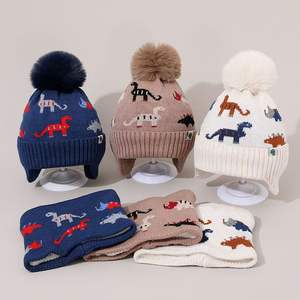 Ensemble <span class=keywords><strong>bonnet</strong></span> et écharpe d'hiver unisexe pour bébé et tout-petit, tricoté, doublé polaire, avec <span class=keywords><strong>pompon</strong></span>, oreilles de dinosaure, cache-oreilles et cache-cou, modèle courant - Product Image 3