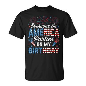 T-shirt unisexe pour adultes à col rond et manches courtes, imprimé en sérigraphie, « Tous les Américains dansent à mon anniversaire le 4 juillet » - Product Image 1