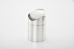 Elegante caja de basura de hojalata electrolítica compacta plateada Regalo pequeño para niños para el hogar RO 116X165 Etiqueta privada - Product Image 4