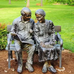 Statue de grands-parents assis sur banc en Bronze pour la décoration du jardin, vente en gros