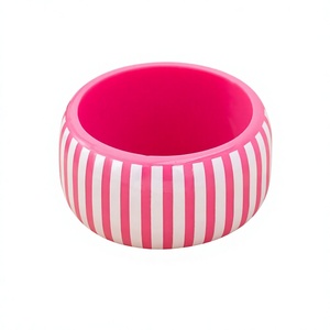 Bracelets en résine acrylique faits à la main, empilables, rayés, bijoux de mode unisexe, ensemble de bracelets à motifs rose, bleu, or rose - Product Image 5