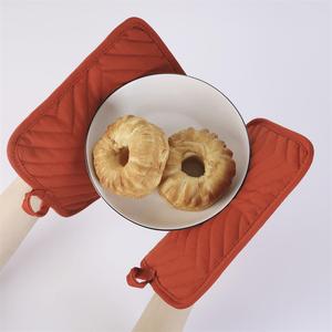 Manoplas de Cocina de Algodón 100% Negro, Estilo Tradicional, con Bolsillo, Resistentes al Calor, Lavables a Máquina, para Uso en <span class=keywords><strong>Microondas</strong></span> y Parrilla - Product Image 2