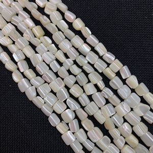 Polished White Shell Bead Tooth Horseshoe Snail Corn <strong>Kernel</strong> Irregular Shape Loose Bead for DIY Necklace Bracelet Earring Making - Product Image 1