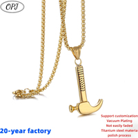 Pendentif européen et américain en acier inoxydable de haute qualité Design personnalisé Marteau Accessoire en acier au titane Nouveau produit