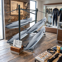 Support de présentation autoportant pour planches de surf OEM, présentoir métallique multicouche mobile pour planches de paddle avec roulettes