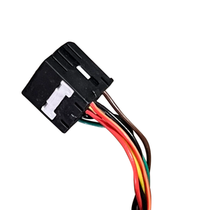 Espejos Laterales con Intermitentes Integrados y Calefacción para Chevrolet Silverado 2014-2018 y GMC Sierra 2014-2018, Nuevos - Product Image 4