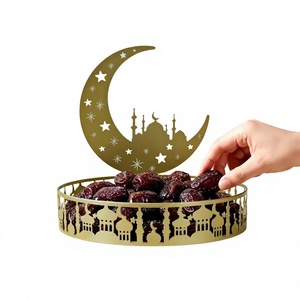 Bandeja de servir metálica con diseño de luna creciente para dátiles, nueces, dulces, vajilla para Ramadán y Eid, plato redondo decorativo. - Product Image 2