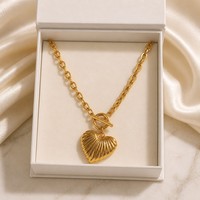 Meilleure Vente 2026 – Collier Pendentif Cœur Tendance pour Femme avec Fermoir OT, en Acier Inoxydable Étanche – Accessoire de Mode Estival