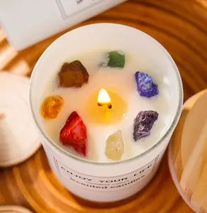 Personalisierter Heimduft individueller Kristall aromatische andere Luxus-Glasgefäße Sojawachs-Massage Edelstein Chakra Duftkerze