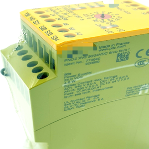 PLC XV3 3024VDC <span class=keywords><strong>3</strong></span> <span class=keywords><strong>2</strong></span> T 774540 安全继电器 - Product Image 1