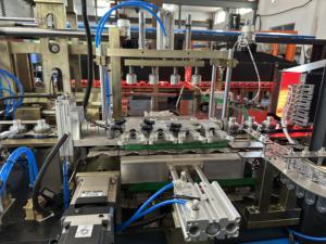 Máquina de Moldagem de Garrafas <span class=keywords><strong>PET</strong></span> Automática de Alta Qualidade a Preço de Fábrica - Product Image 4