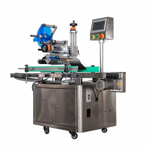 Machine d'étiquetage automatique pour bouteilles et pochettes à surface plane pour produits cosmétiques - Product Image 1