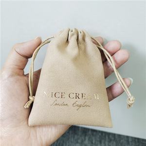 Bolsa con cordón de joyería de lujo personalizada, bolsa de embalaje de regalo de terciopelo suave con logotipo de lámina dorada, cuerdas de dibujo de cera, bolsa de joyería de gamuza - Product Image 2