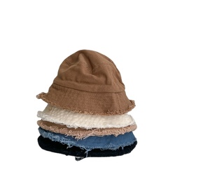 Vente en gros quatre saisons solide coton vierge <span class=keywords><strong>anti</strong></span> <span class=keywords><strong>UV</strong></span> soleil bébé enfant en bas âge gland seau chapeau <span class=keywords><strong>casquette</strong></span> pour enfants enfants mode tenue décontractée - Product Image 1