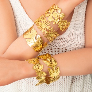 Brazalete de Acero Inoxidable Chapado en Oro de 18K para Mujer, Joyería de Lujo Hecha a Mano de Alta Gama para Aniversario - Product Image 1