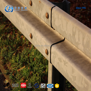 Barriera stradale barriera al traffico barriera di sicurezza stradale in acciaio zincato a caldo con trave tre parapetti - Product Image 4