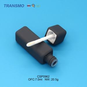 Tubes de gloss à lèvres carrés transparents de 7 ml personnalisables OEM avec grand applicateur, impression de logo, design d'emballage de tube de rouge à lèvres de luxe - Product Image 5