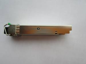 ตัวรับส่งสัญญาณไฟเบอร์ออปติก 1.25G <span class=keywords><strong>EZX</strong></span> 1550nm 160 กม. SFP DOM รองรับ 4G 3G GSM POE GPRS ซอฟต์แวร์จากผู้ผลิตอื่น IP TCP SMF - Product Image 4