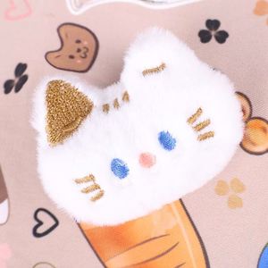 Broche de Peluche Personalizado con Diseño de Bestia Mágica, Pequeño Demonio de Dibujos Animados, con Logotipo Promocional - Product Image 3
