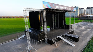 Scène mobile pliable hydraulique S795 pour concerts et spectacles en plein air, semi-remorque de scène mobile extérieure, grande plateforme de performance - Product Image 4