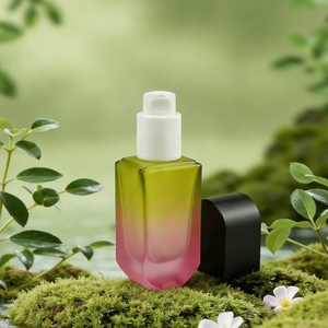 Flacon en verre de 30 ml pour crème visage et fond de teint avec pompe, fond épais, surface givrée, petit flacon de reconditionnement, flacons de soin de la peau de luxe - Product Image 3